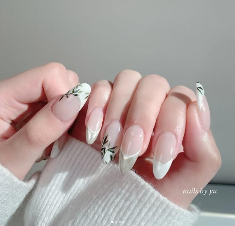 nails by yu