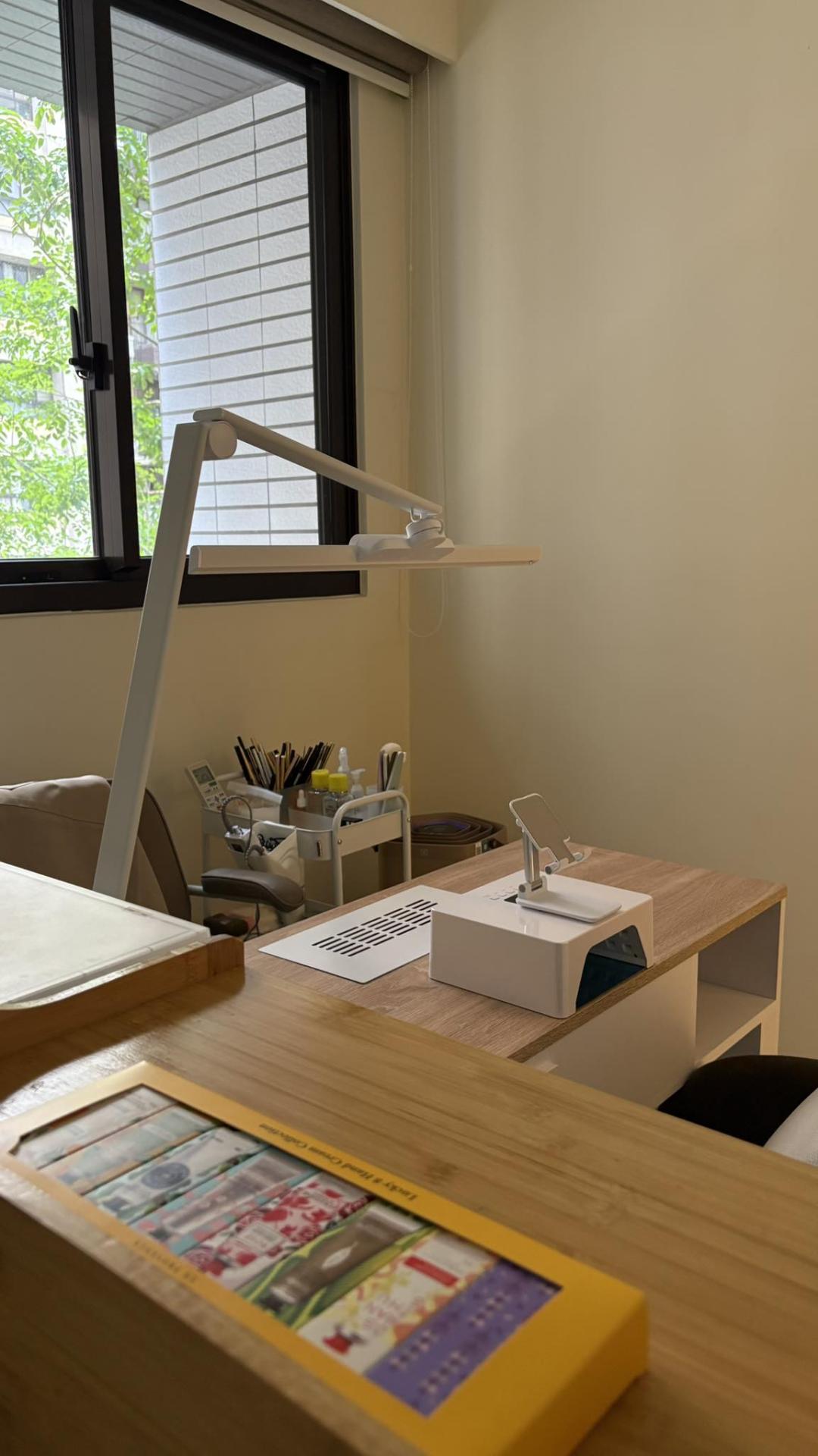 Paecis Nails-interior-9518