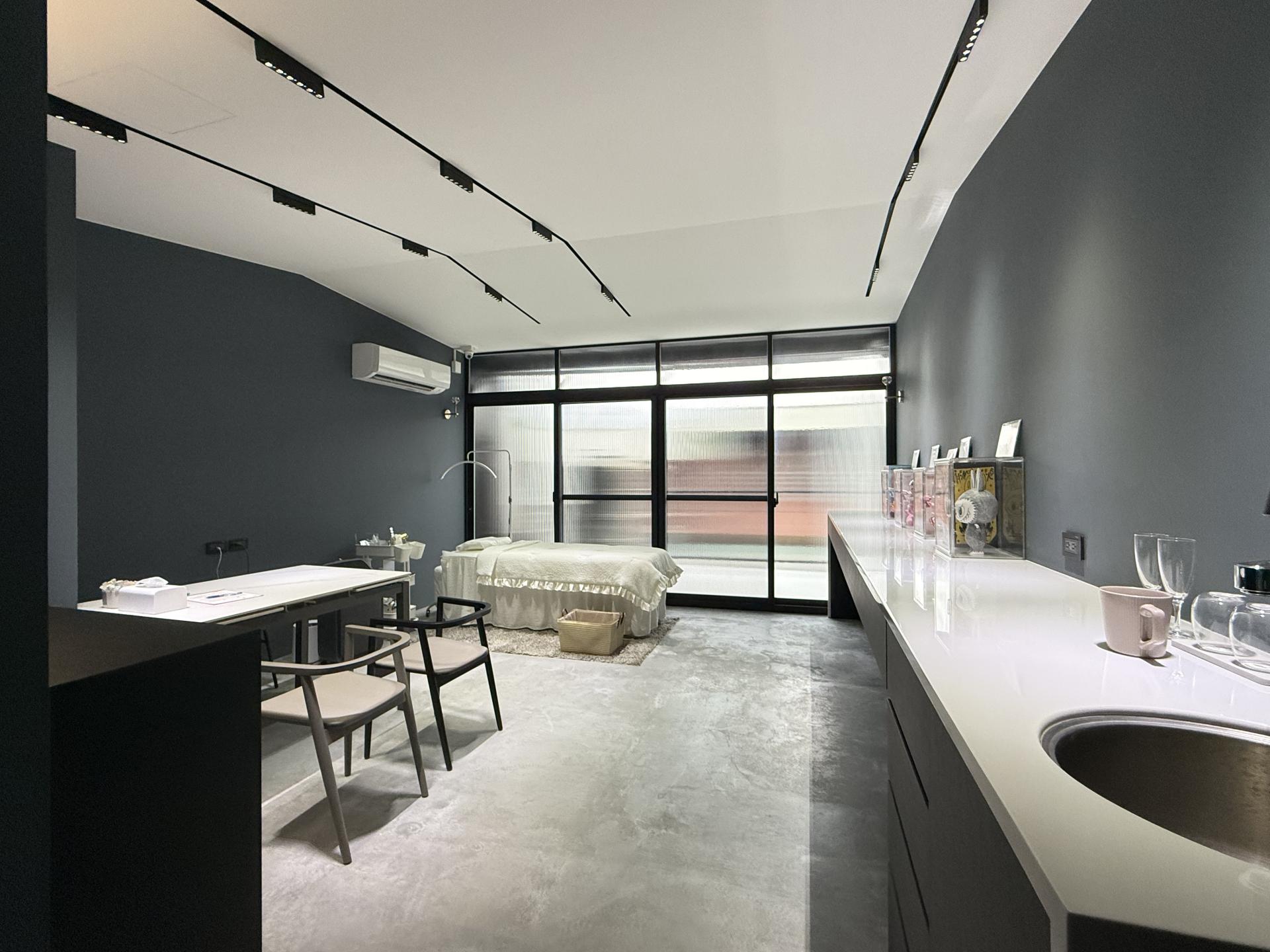 umi lash.-interior-17641